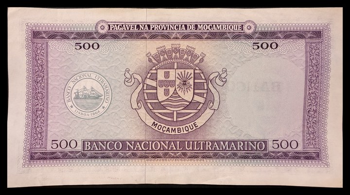 Mozambique 100 Escudos, specimen 382