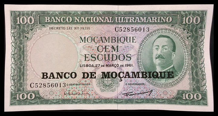 Mozambique 50000 Meticais, specimen 384